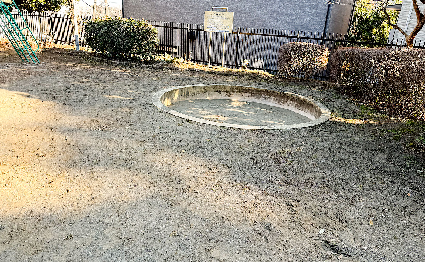 真光寺むこう山児童公園