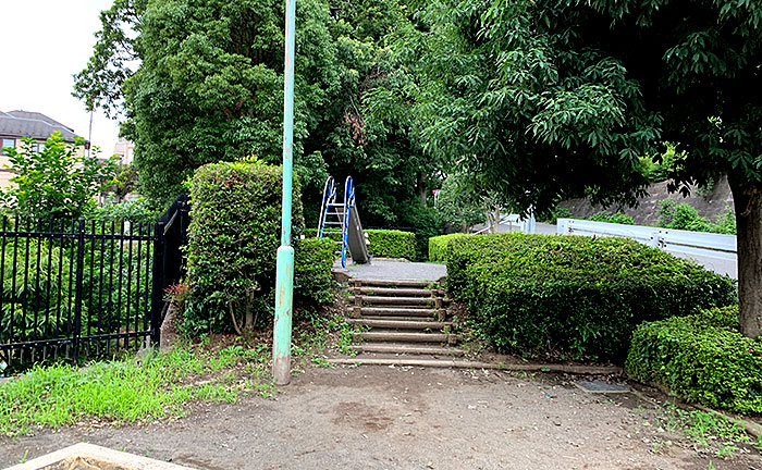 常盤天神山脇児童公園