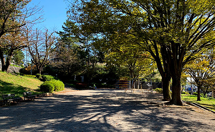 鶴川鶴の子児童公園