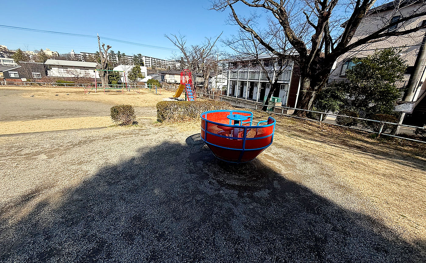 鶴川月の子児童公園