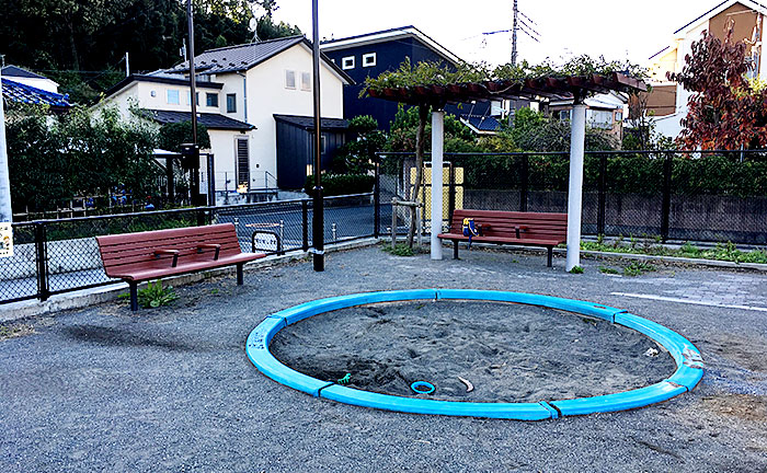 三輪子ノ神橋公園