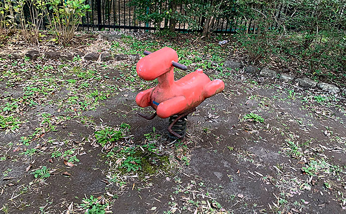 真光寺むこう山児童公園