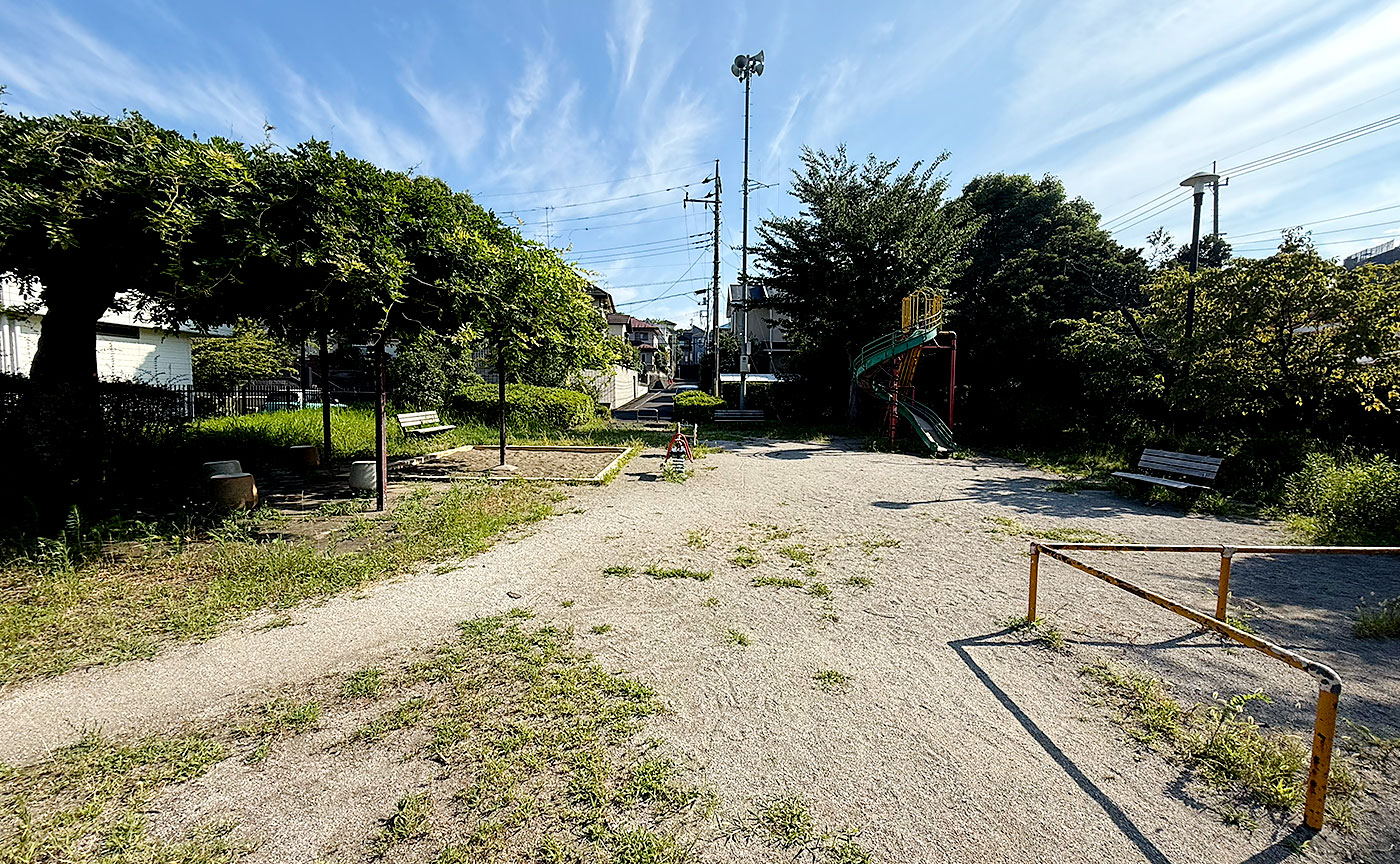 金井大ビャク児童公園