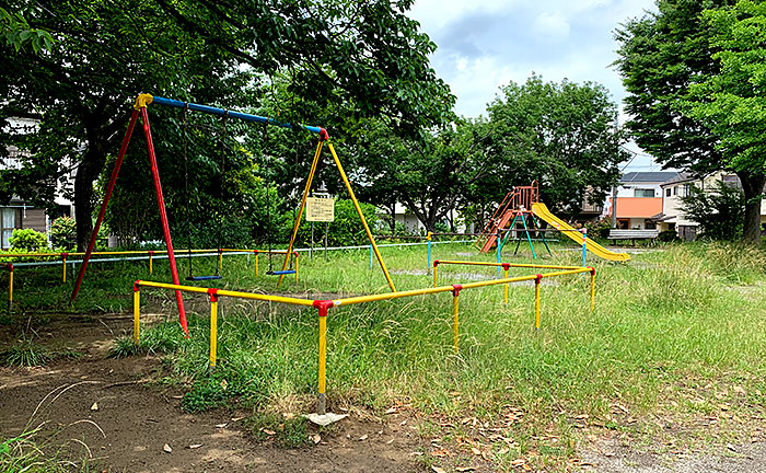 鶴川仲よし児童公園