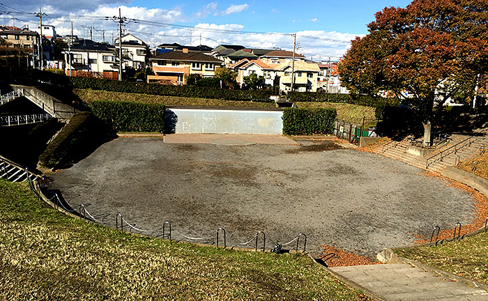 南つくし野やなぎ公園