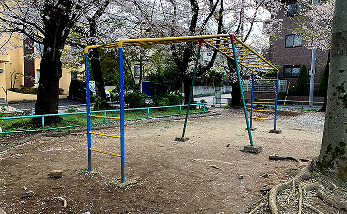 鶴川どんぐり児童公園