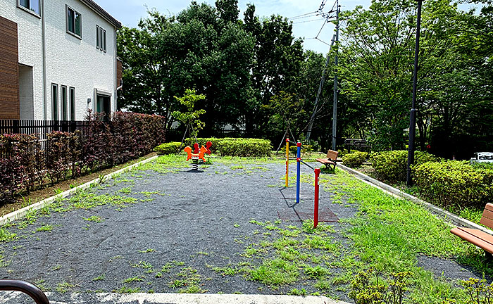 三輪新田けやき通り公園