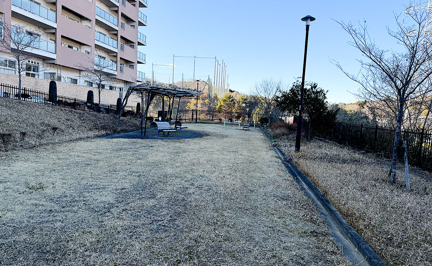 小野路堂谷公園