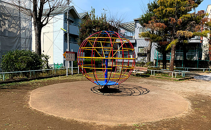 上馬四丁目公園