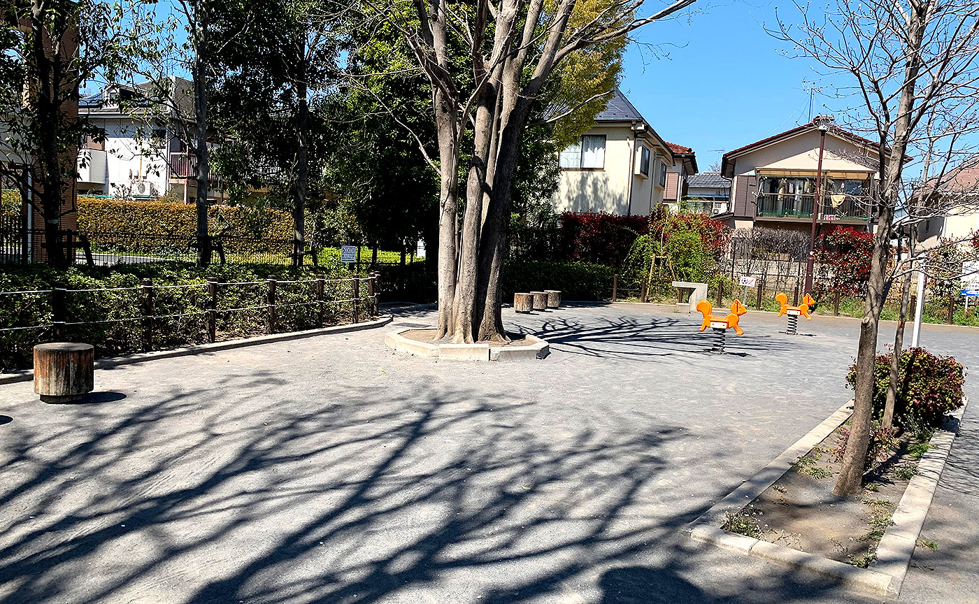 上祖師谷二丁目公園