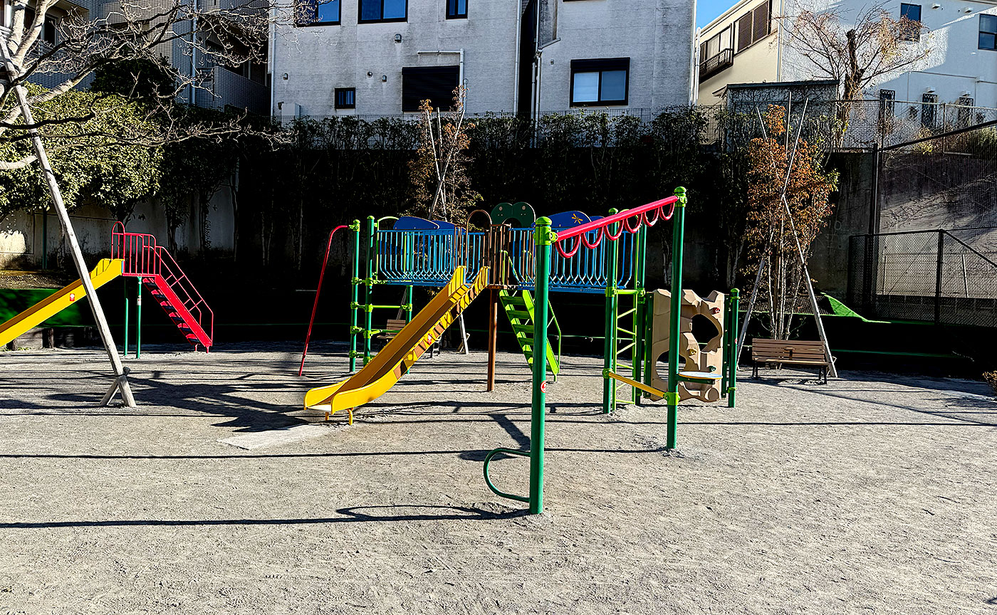 弦巻三丁目東公園