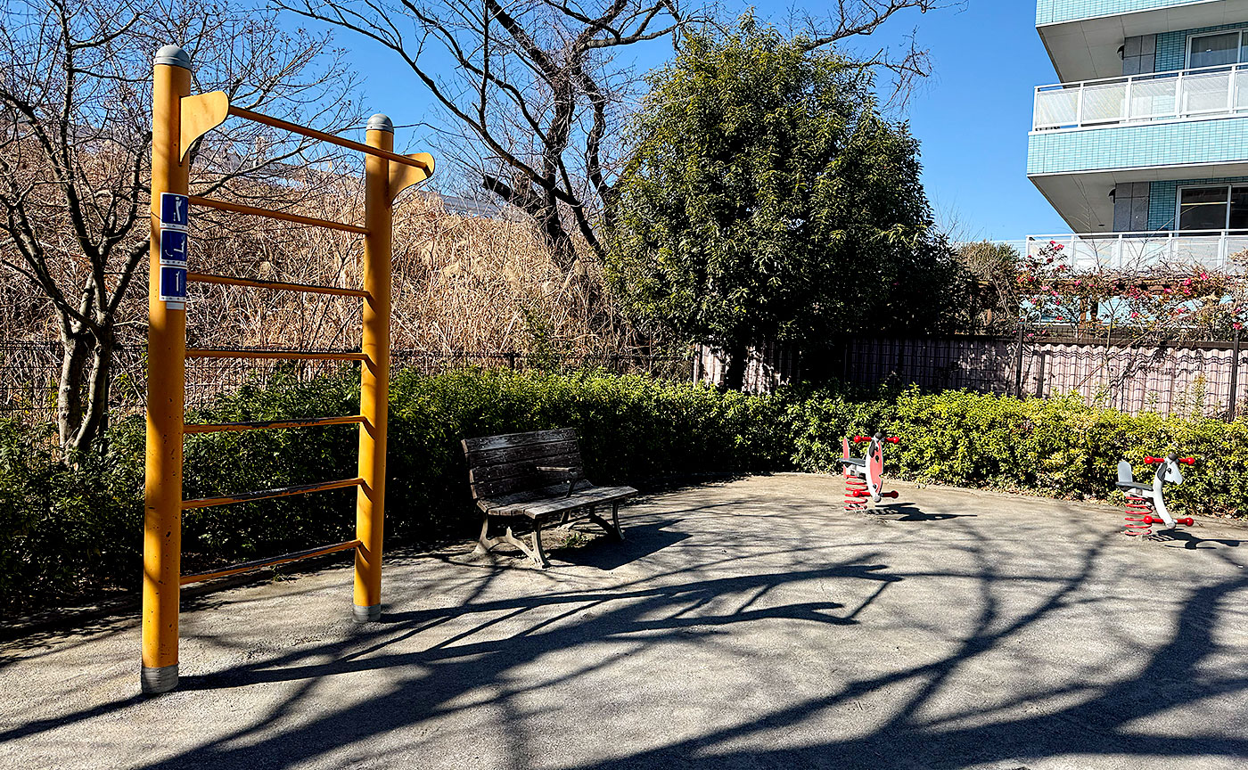 野毛二丁目さくら公園