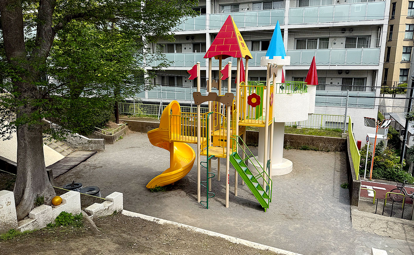 余丁東児童遊園