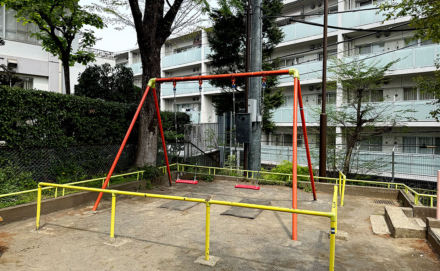 余丁東児童遊園