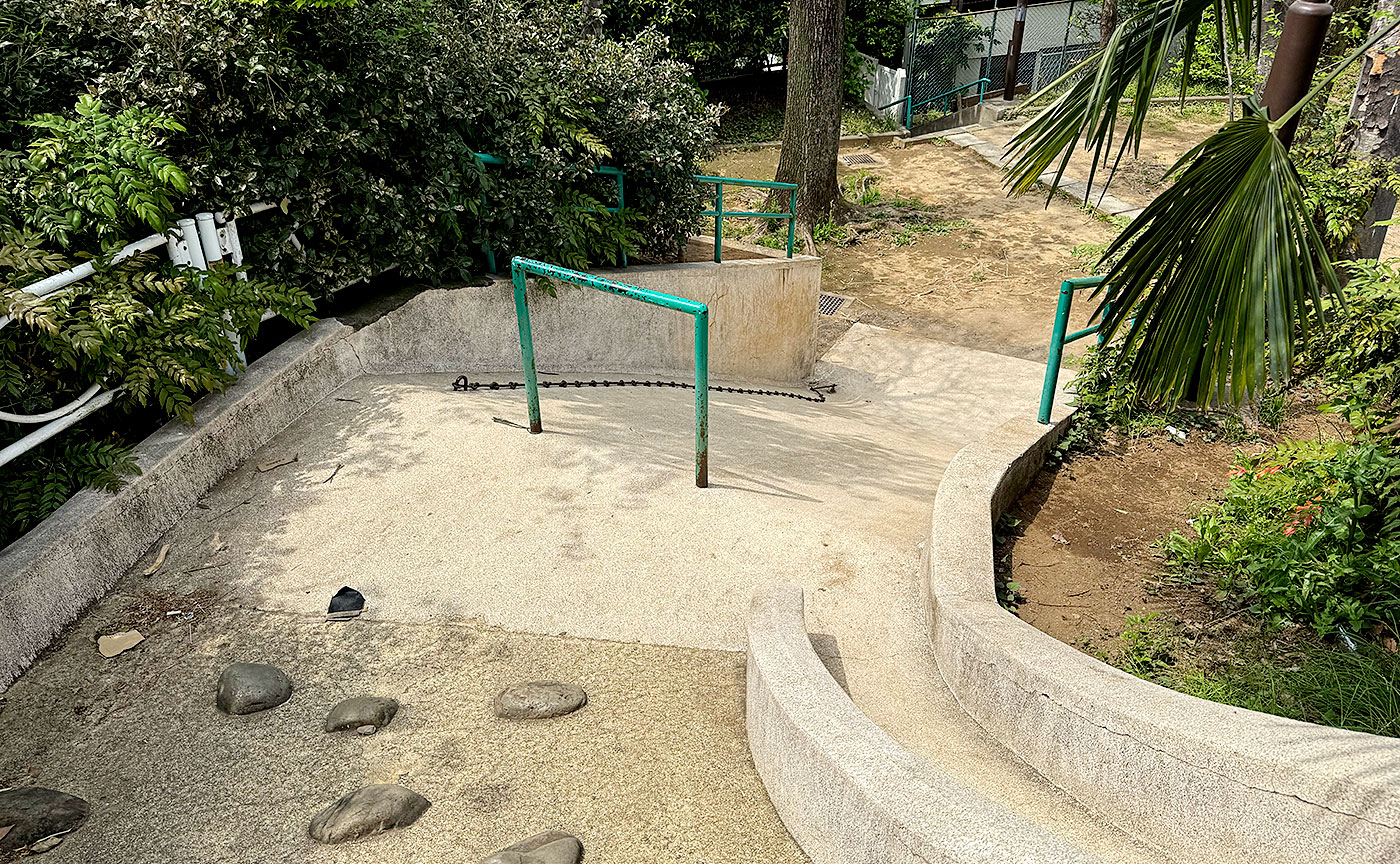 諏訪の森公園