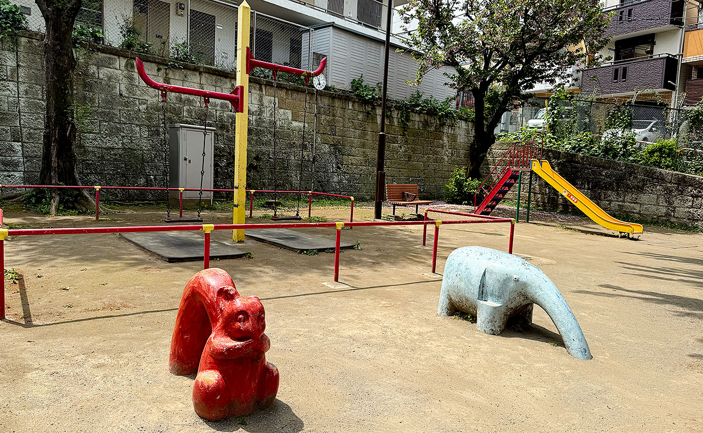 しらゆり児童公園