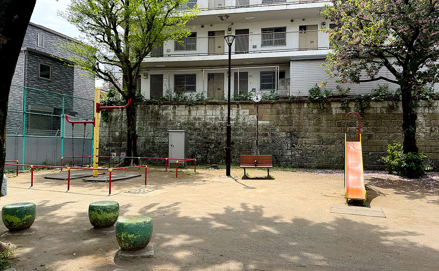 しらゆり児童公園