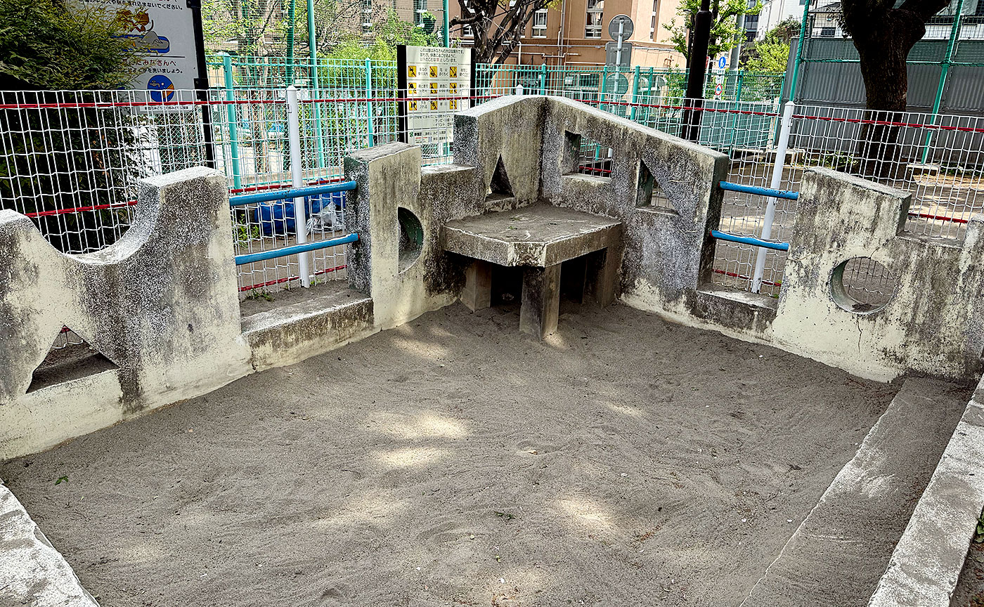 しらゆり児童公園