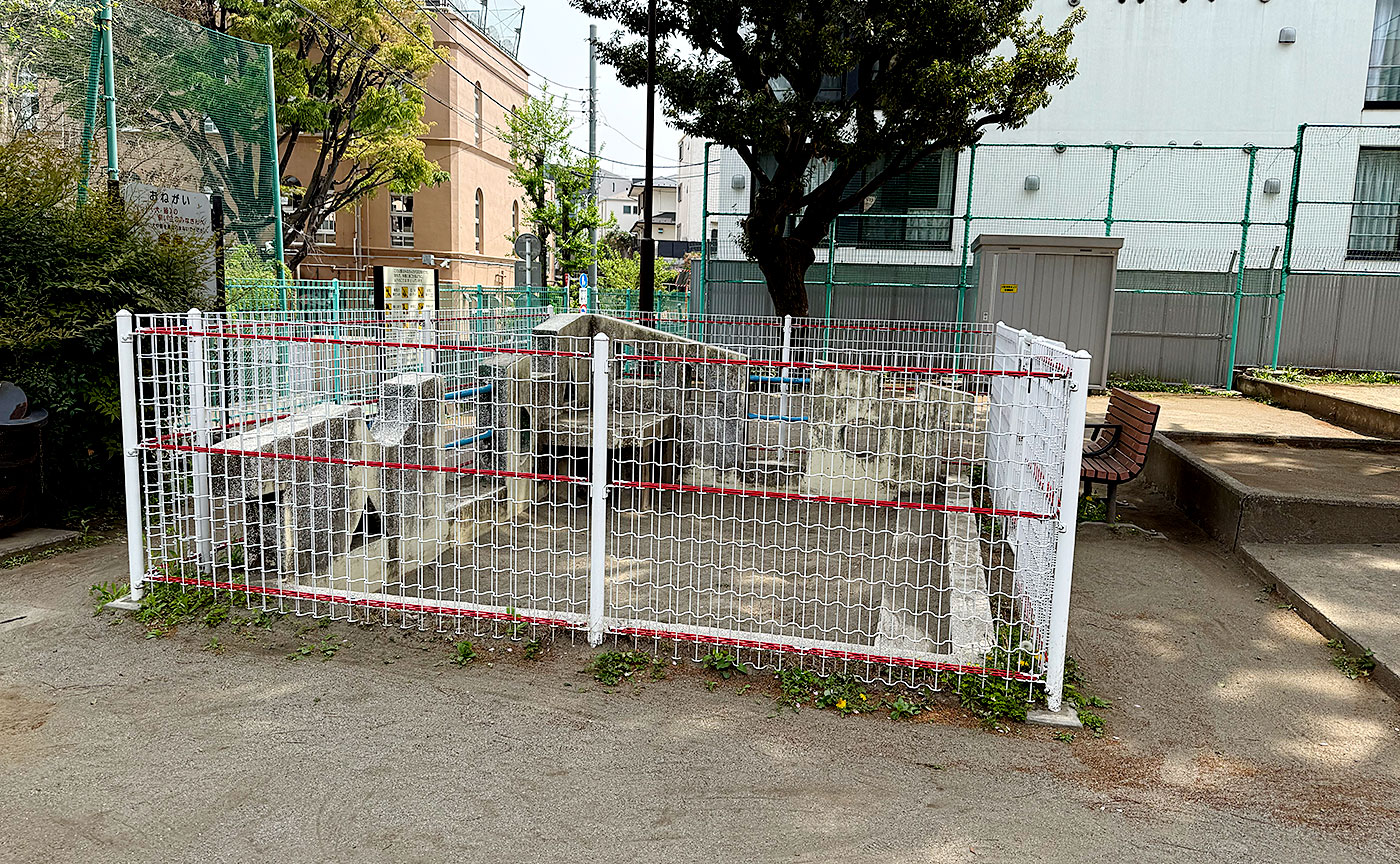 しらゆり児童公園