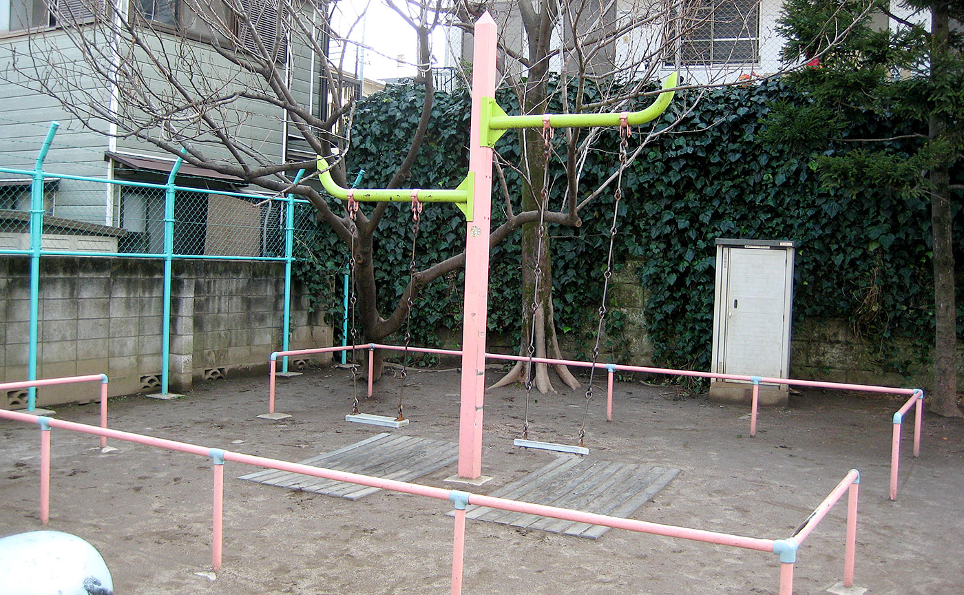 しらゆり児童公園