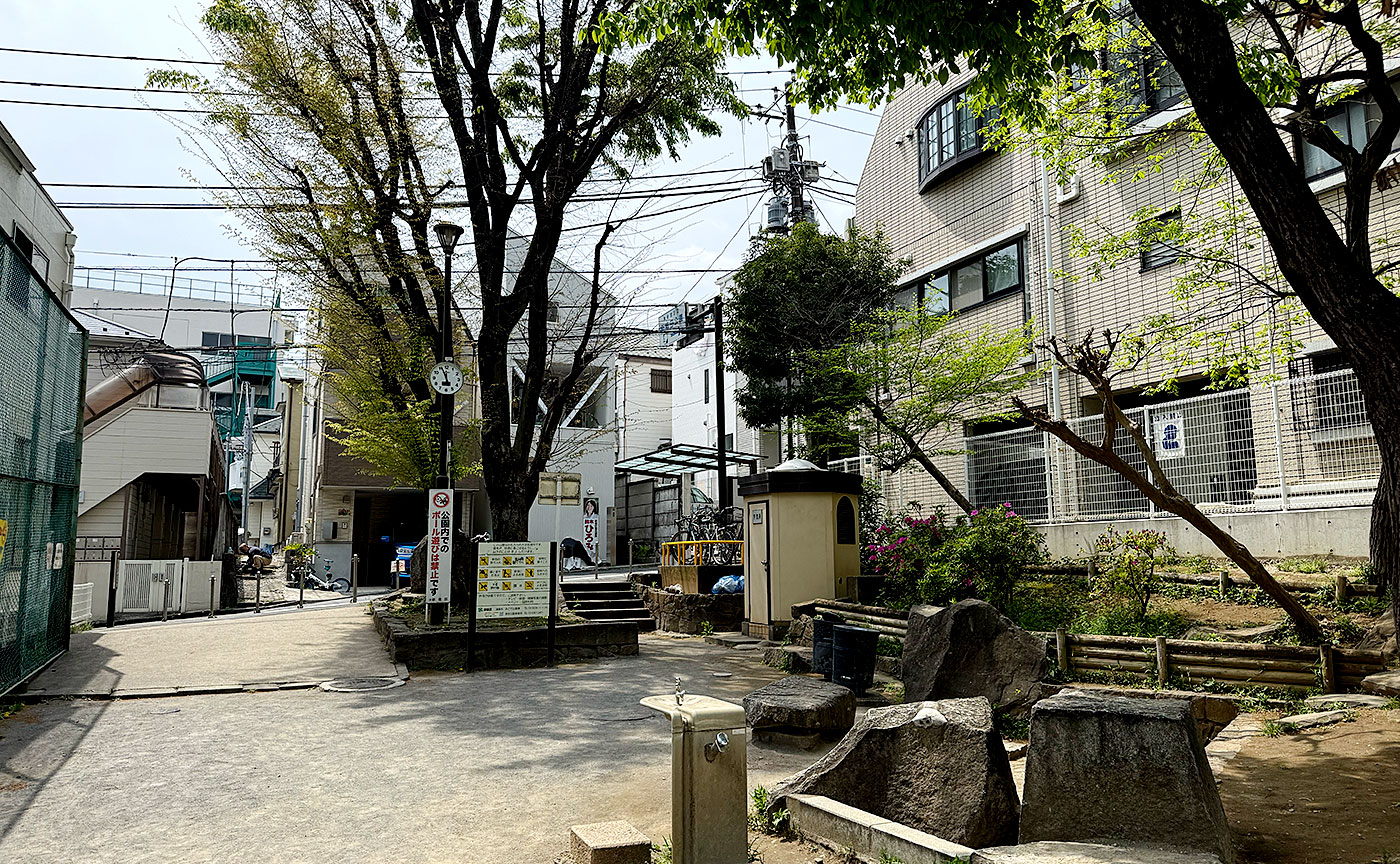 早稲田公園