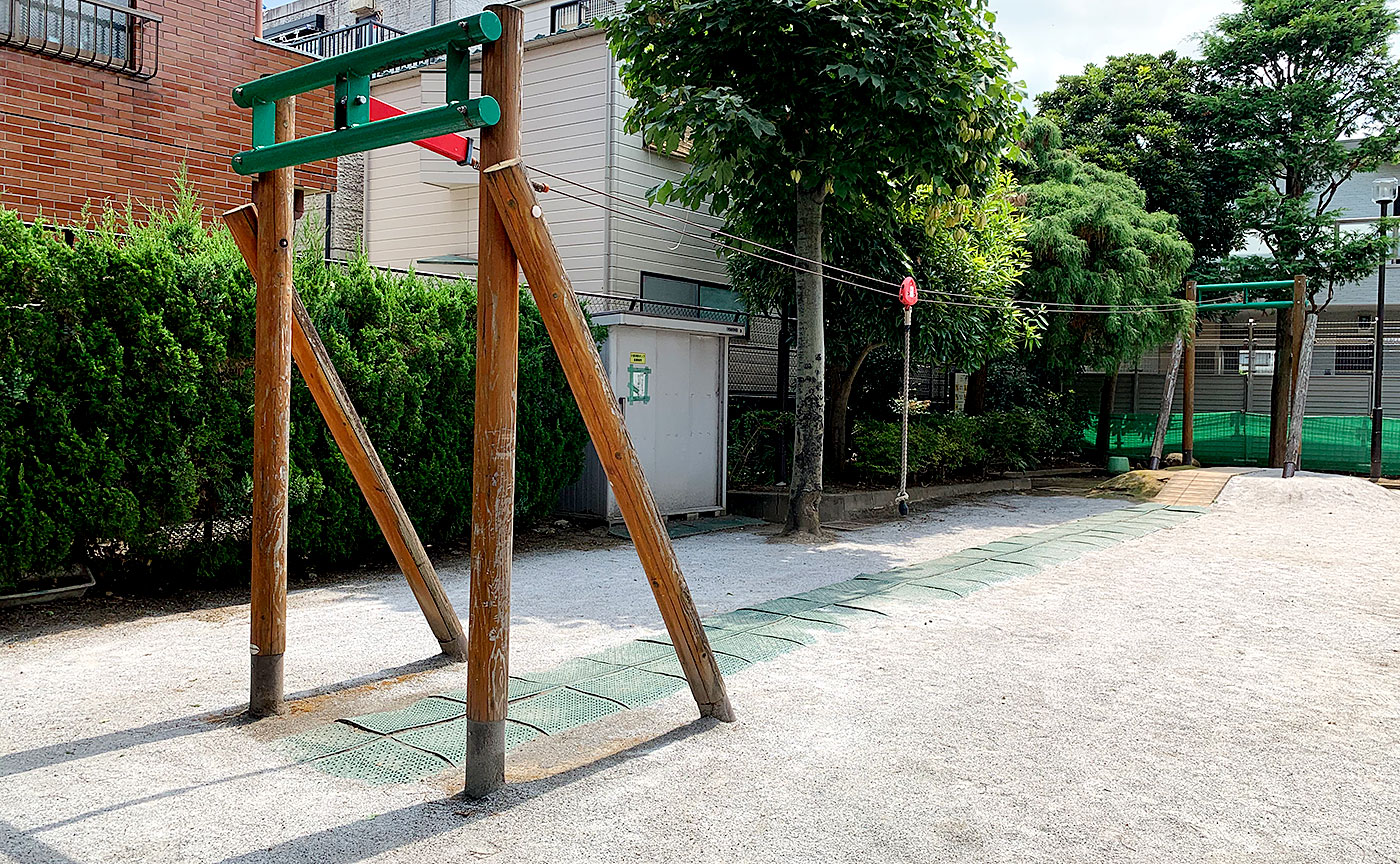 ターザンロープ