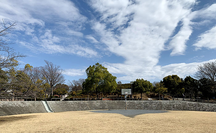 鶴牧第二公園