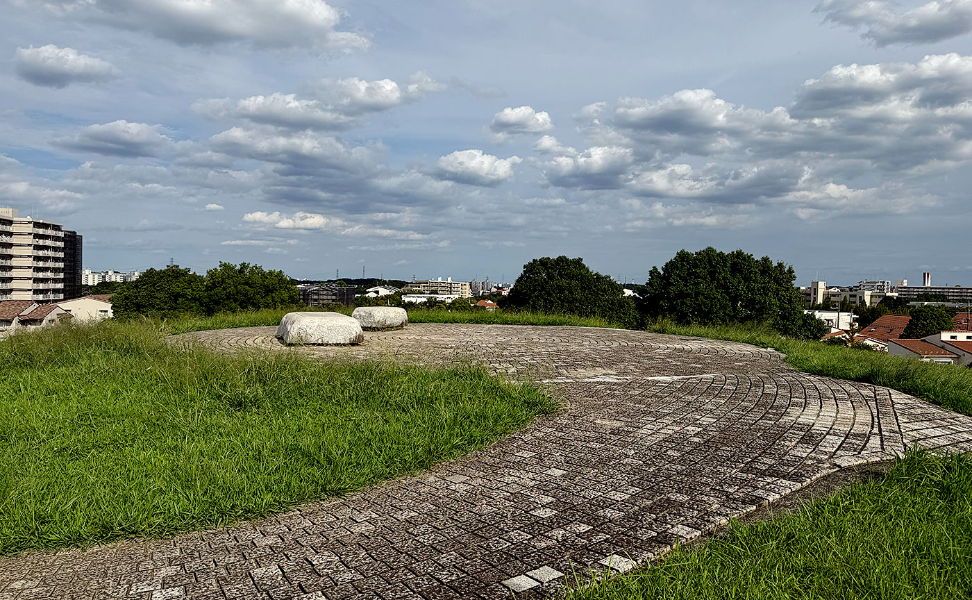 鶴牧東公園