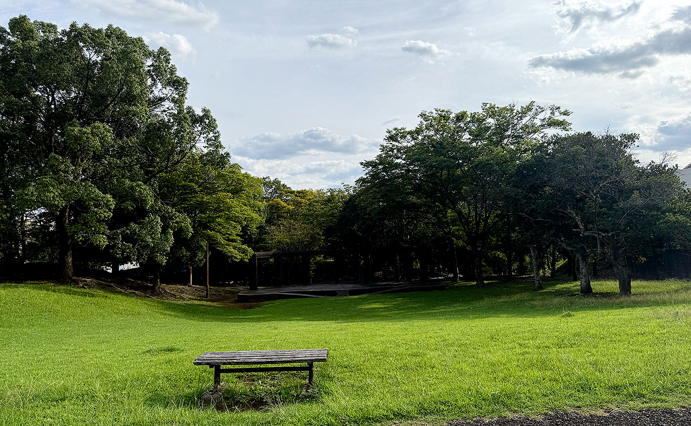 鶴牧東公園