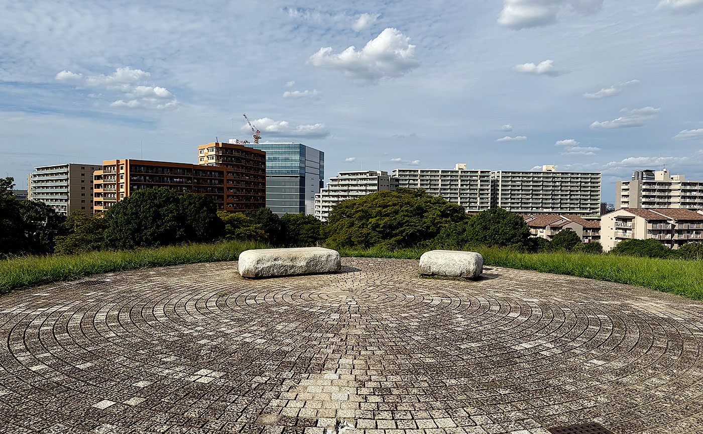 鶴牧東公園