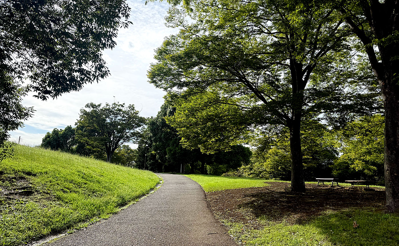 鶴牧東公園