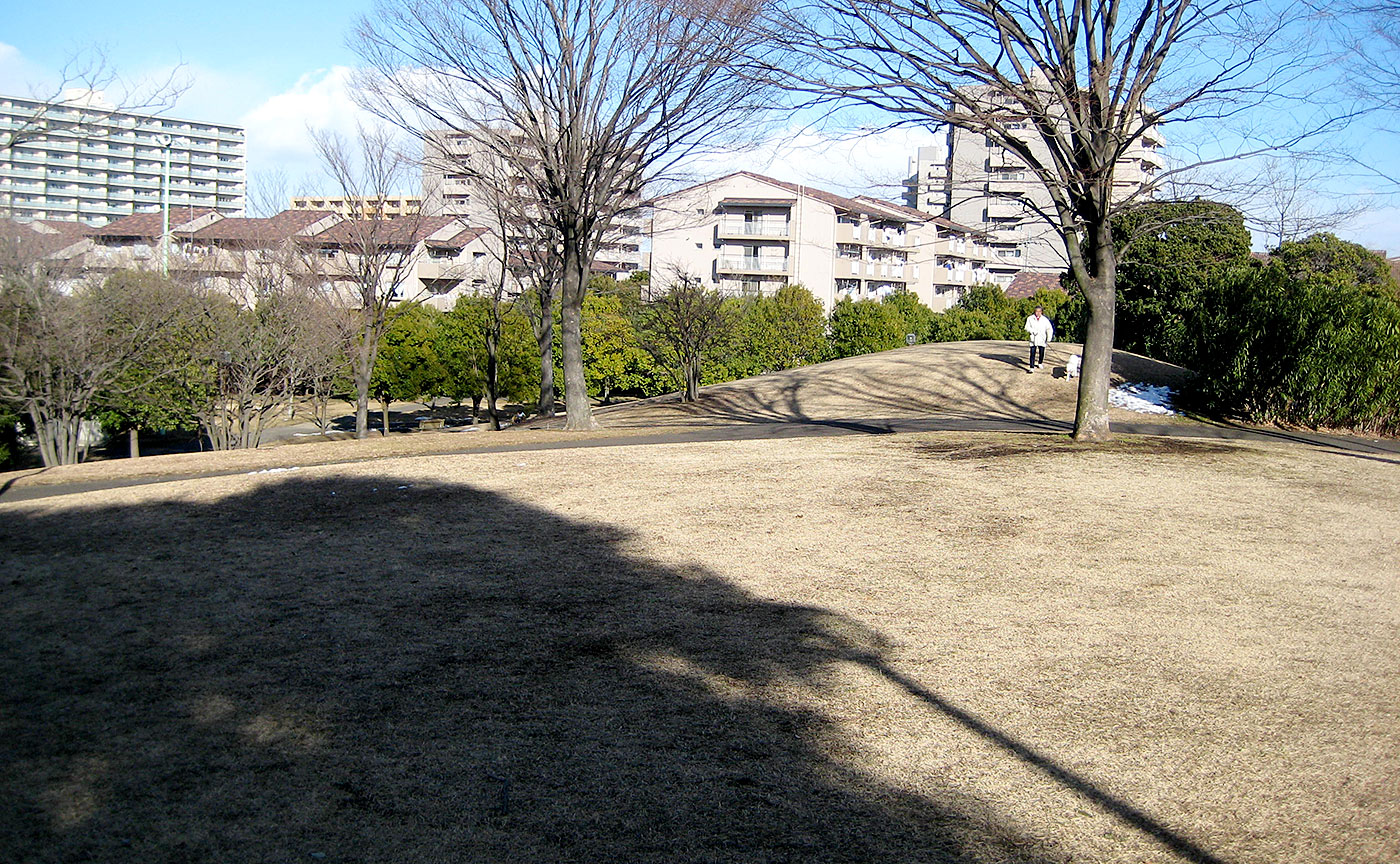 鶴牧東公園