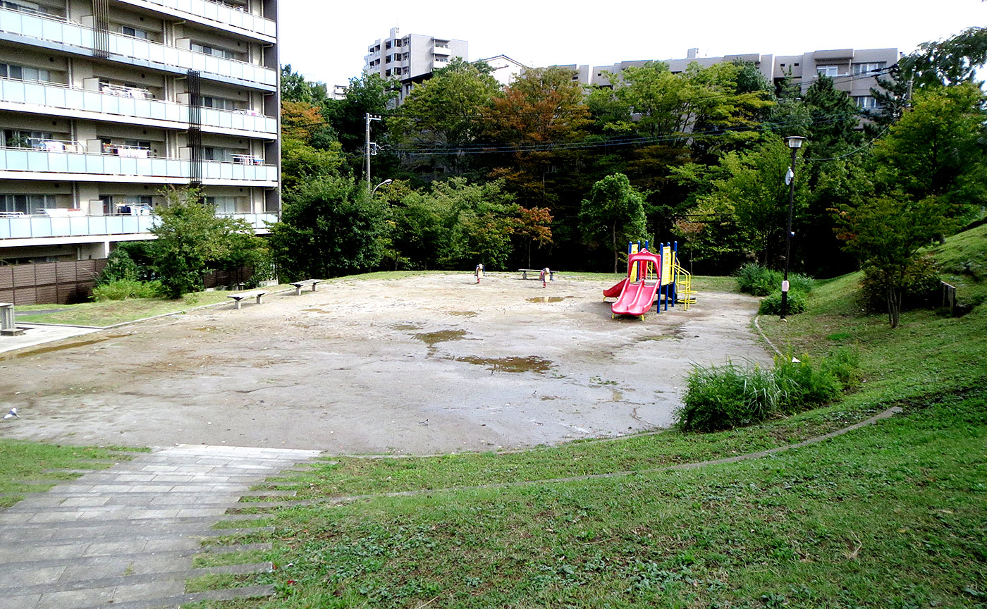 鶴牧第三公園