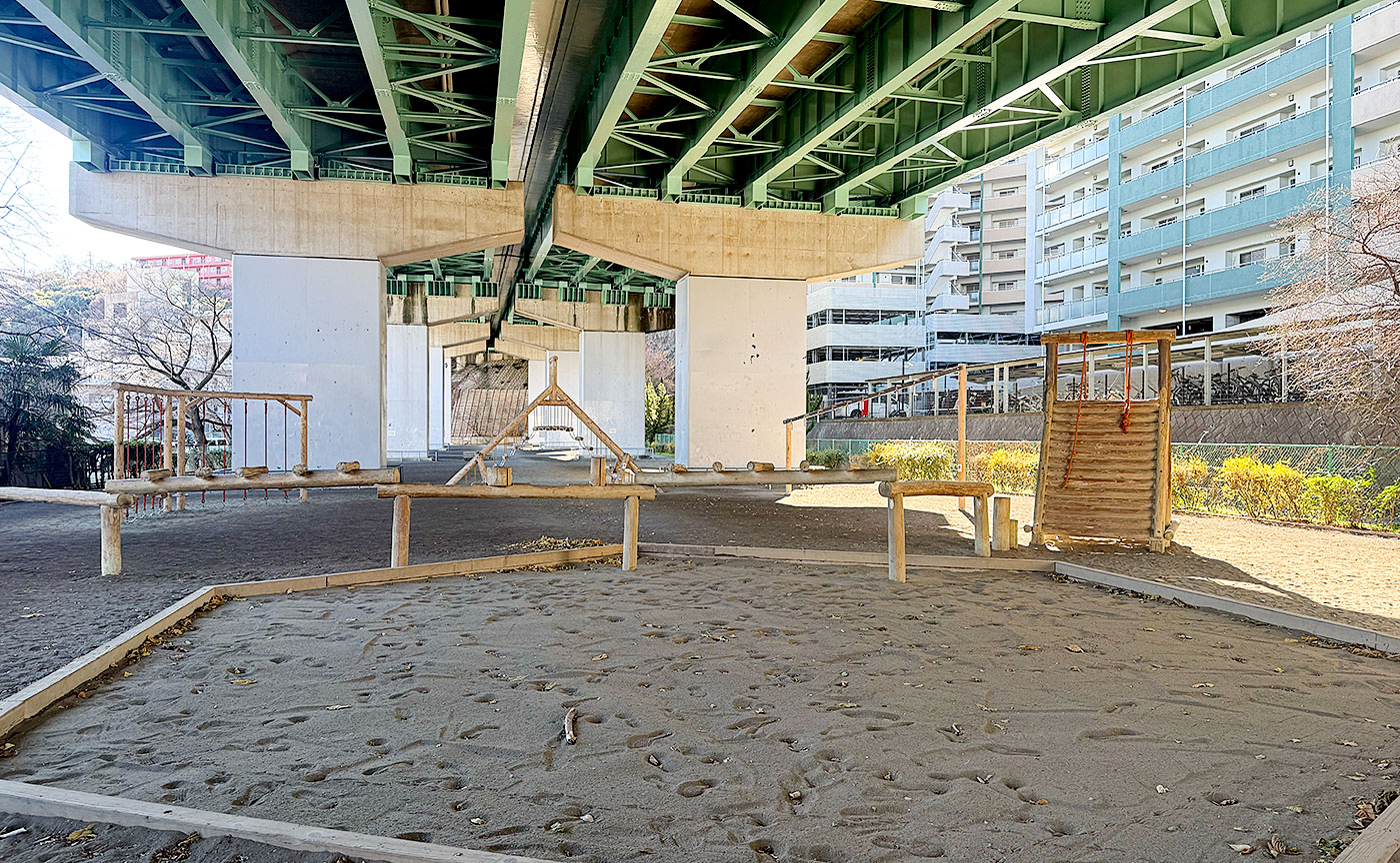 向ノ岡大橋公園