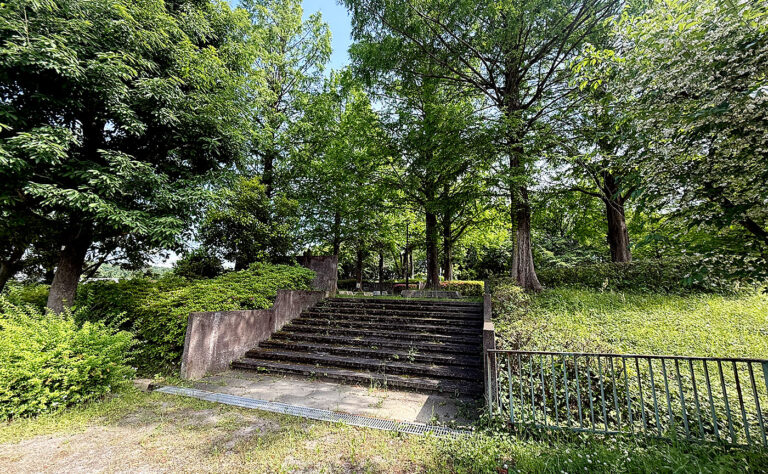 多摩市の公園