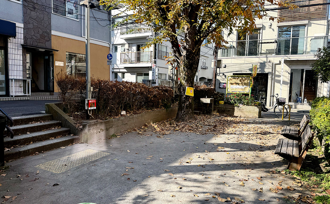 神宮前三丁目児童遊園地