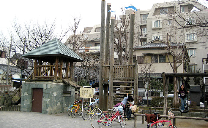 王子本町公園