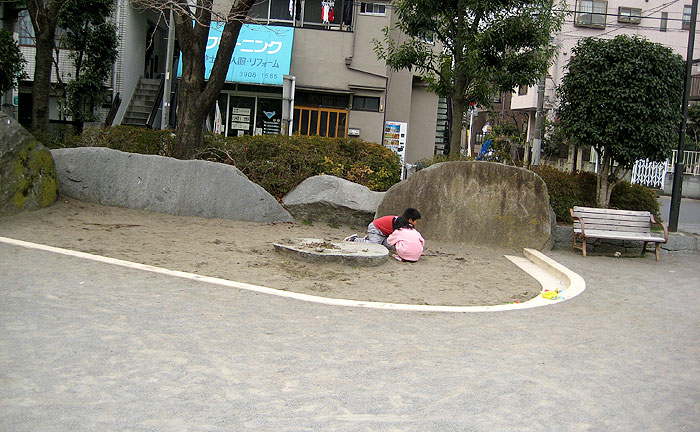 王子本町公園