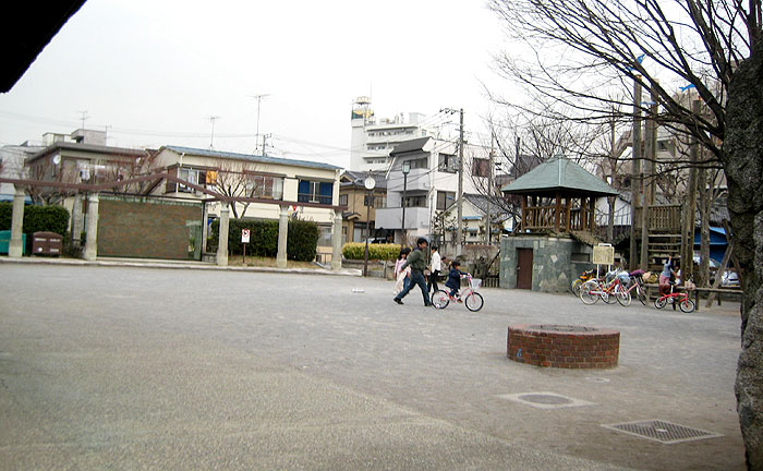 王子本町公園