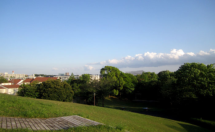 鶴牧東公園