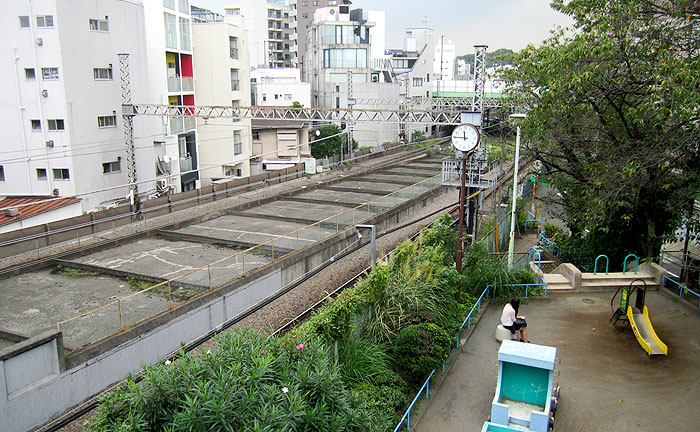 上原児童遊園地