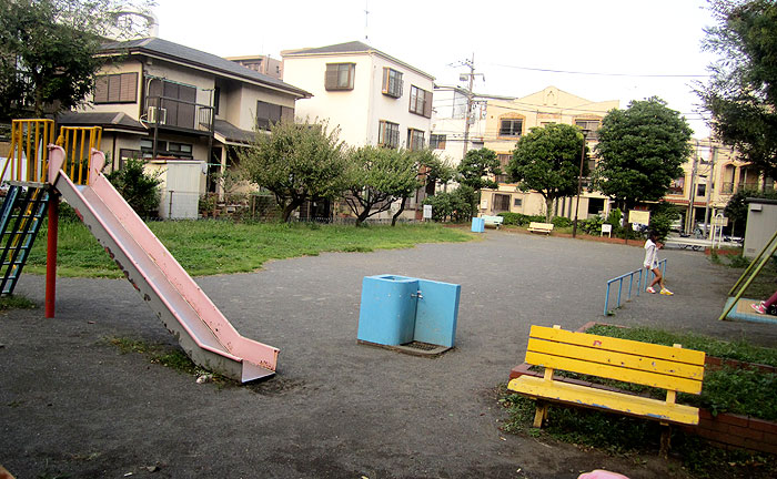 本羽田第二児童公園