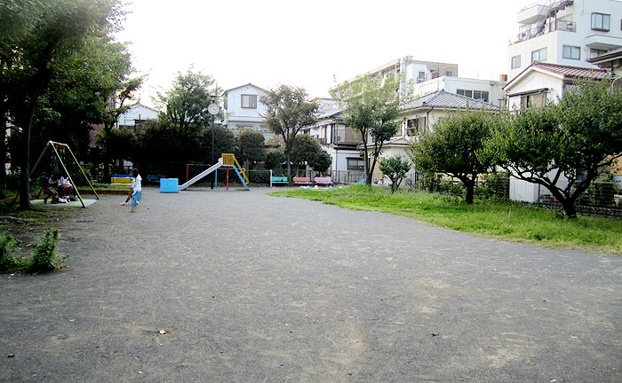 本羽田第二児童公園