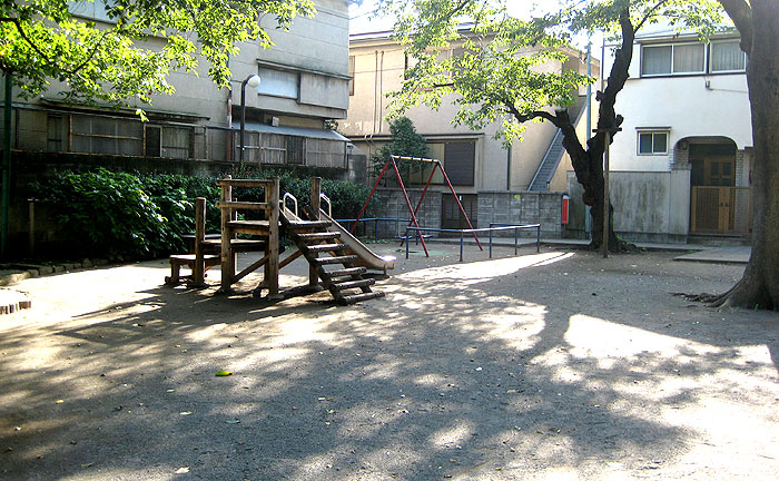 雷神山児童遊園