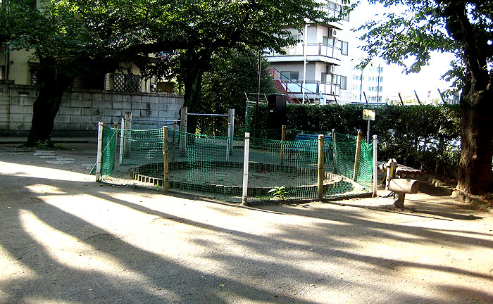 雷神山児童遊園