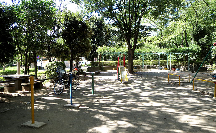鶴間公園