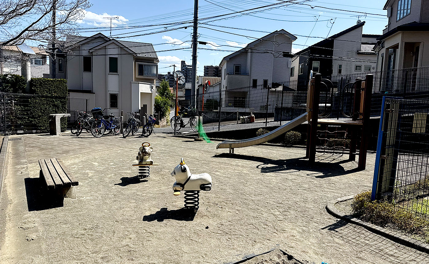 大丸天神山東公園