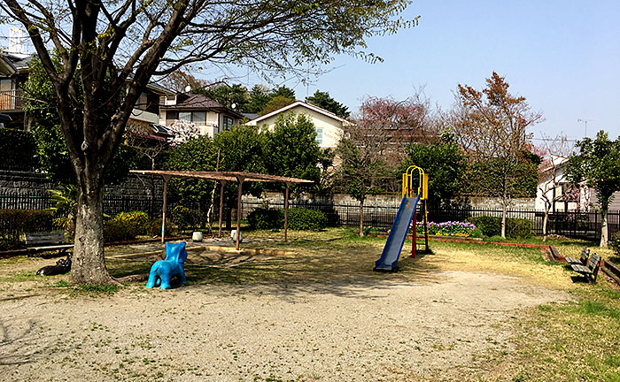 能ヶ谷藤ノ木公園