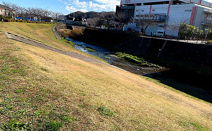 三沢川親水公園