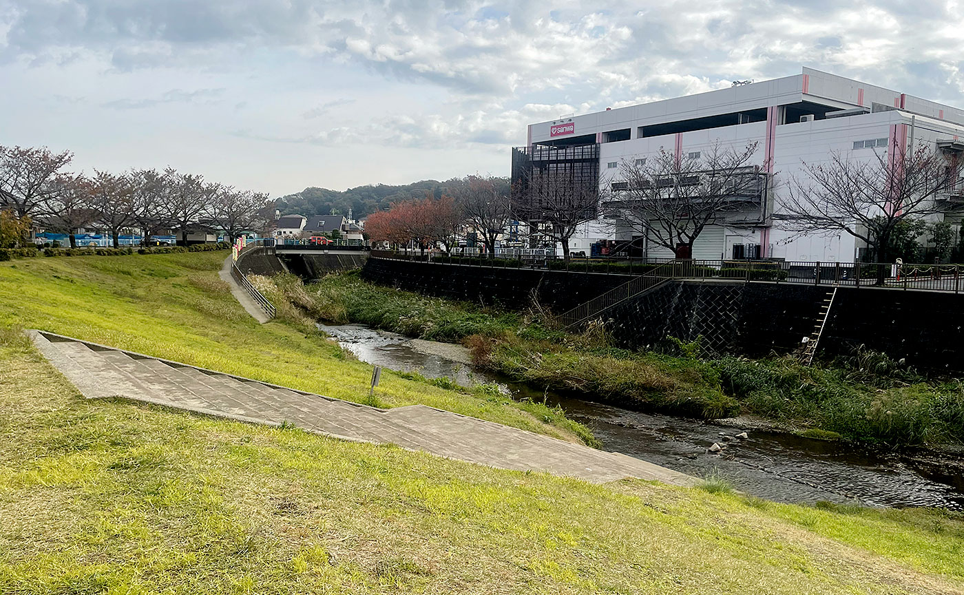 三沢川親水公園